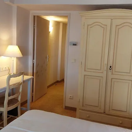 Castel 'provence 3*