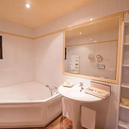 Castel 'provence Hotel Mouans-Sartoux