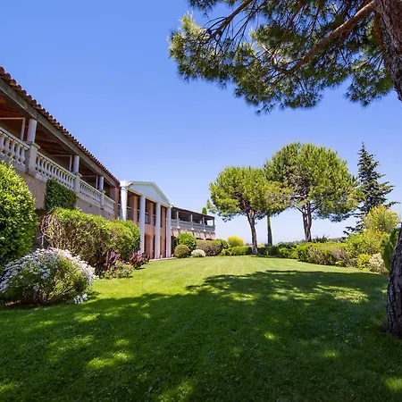 Castel 'provence 3*