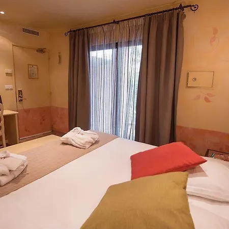 Castel 'provence Hotel