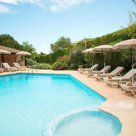 Castel 'provence موانس سارتوكس